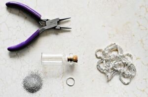 Watch what happens when you add Dawn dish soap to this "magical" DIY