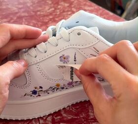 the new shoe hack everyone will be copying, Applying more temporary tattoos