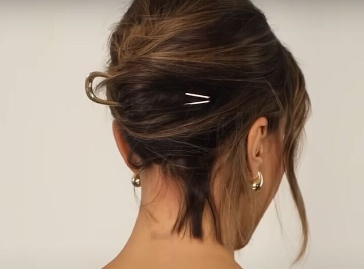 How to Use a French Pin to Look Put Together in Minutes | Upstyle