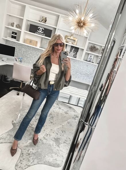 9 Classy Transitional Outfits to Ease You Into Fall | Upstyle