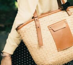 how to keep the inside of your handbag smelling fresh, Handbag image via Canva