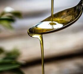 She rubbed this oil on before bed—and woke up amazed