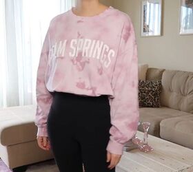 This easy shoelace trick gives oversized sweatshirts a flattering shape