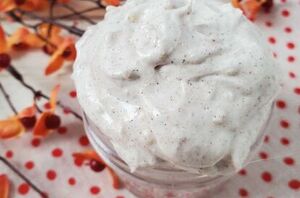 Whip up this pumpkin pie body butter for silky fall skin