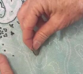 She rubbed a coin over her snag—here’s what happened