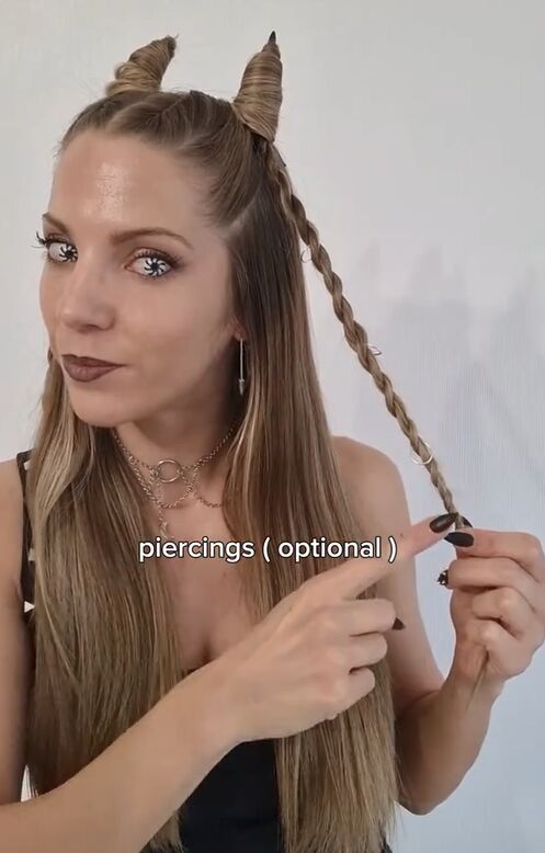 DIY Devil Horns Hairstyle Upstyle DIY Devil Horns Hairstyle Upstyle