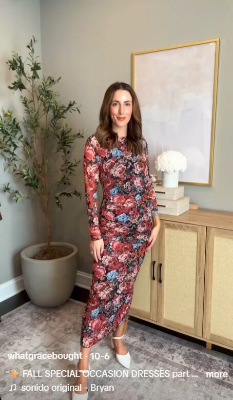 Long Sleeve Fall Dresses for Special Occasions | Upstyle Long Sleeve Fall Dresses for Special Occasions | Upstyle