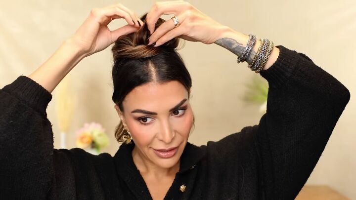 Bun Disection How to Do the Perfect Messy Bun : 3 Easy Methods | Upstyle