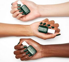 Wear this deep green when you want a Christmas look without effort