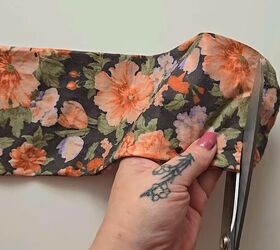 This leggings transformation is truly amazing; we're still wondering why we hadn't thought of it sooner!