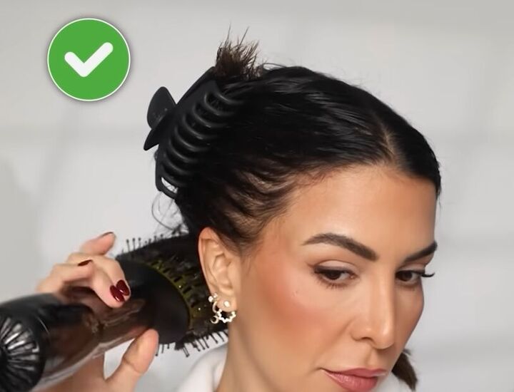 Adding Up Volume How to Add Volume to Your Hair : 5 Easy Tips | Upstyle