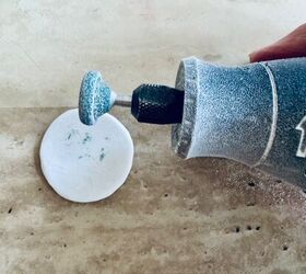 how to create a pendant necklace from old crockery, Sander