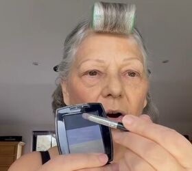 Try this flattering holiday palette for mature eyes