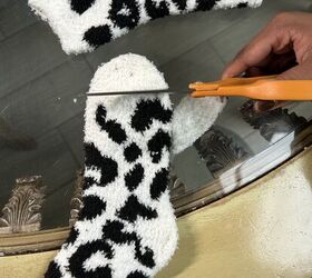 Women can’t believe what this tiny sock tweak does in freezing weather