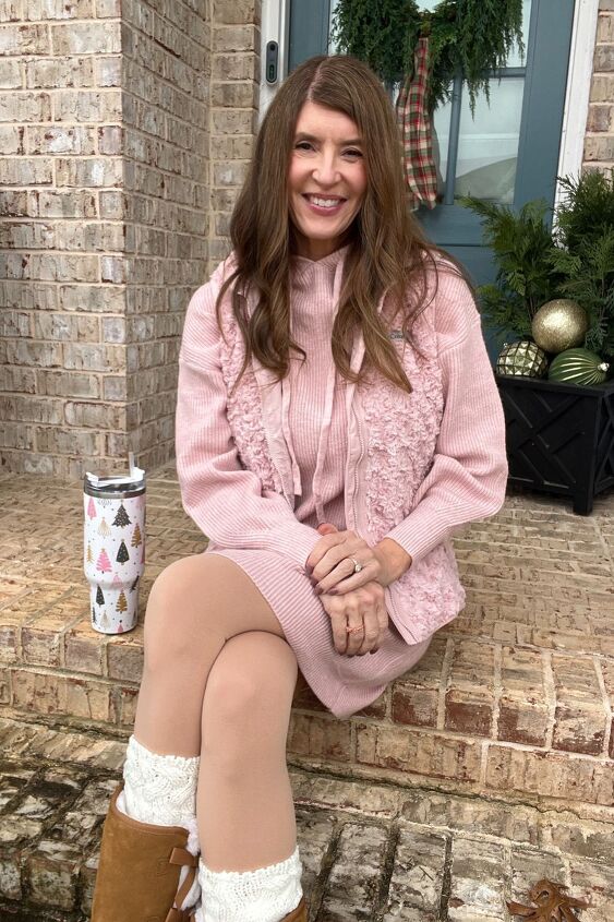 Cozy Sweater Dress For Winter | Upstyle Cozy Sweater Dress For Winter | Upstyle