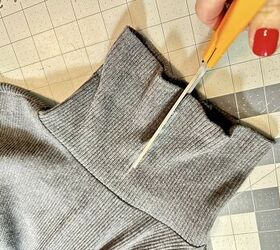 turtleneck to round collar