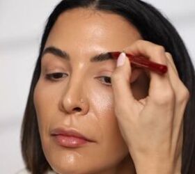 Creating an easy office makeup​ look