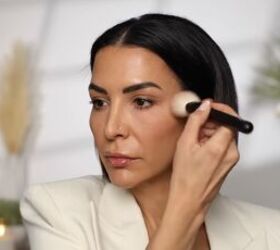 Creating an easy office makeup​ look