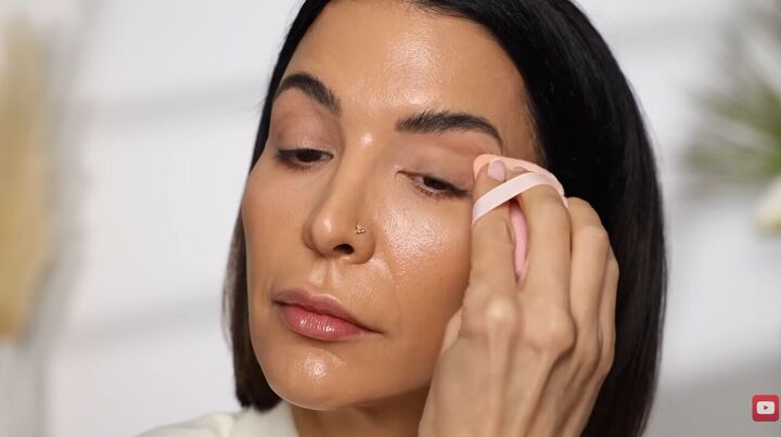Easy Office Tutorial Try This Easy 10-Minute Office Makeup Tutorial | Upstyle