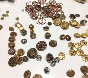 The way she used these vintage buttons surprised us