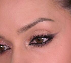 This Dot Method Makes Winged Eyeliner Easy for Beginners​