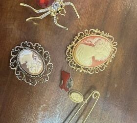 Why these old brooches change a blazer