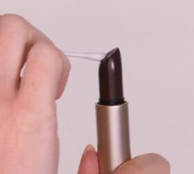 You only need a Q-tip + lipstick for a really pretty eye look