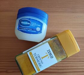 How she turns Vaseline and turmeric into a skin softening balm,