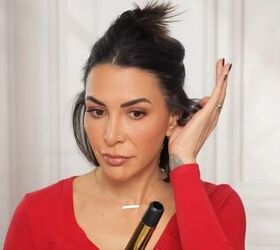 Why holding your curl while it cools makes it last all day