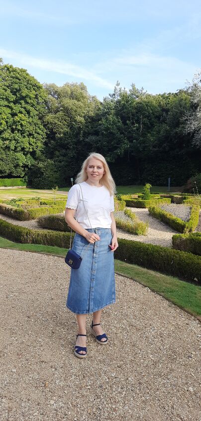 Denim Midi Skirts/Dresses Styling Ideas | Upstyle Denim Midi Skirts/Dresses Styling Ideas | Upstyle