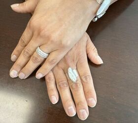 not your grandmas pearls how to wear the hottest jewelry trend