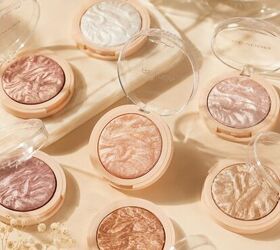 Revolution, Reloaded Pressed Powder Highlighter