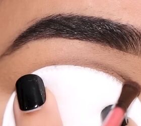 Create the perfect cut crease eye look with this easy technique