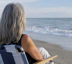 How to keep silver hair bright all summer