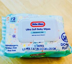 This $2 baby wipe trick cleans scuffed white sneakers in 60 seconds