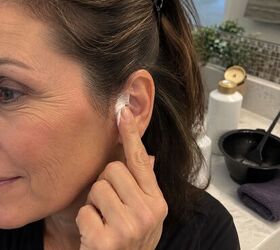 The clever reason women are rubbing conditioner on their ears