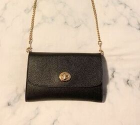 Everyone who owns a purse needs to see this hack&nbsp;