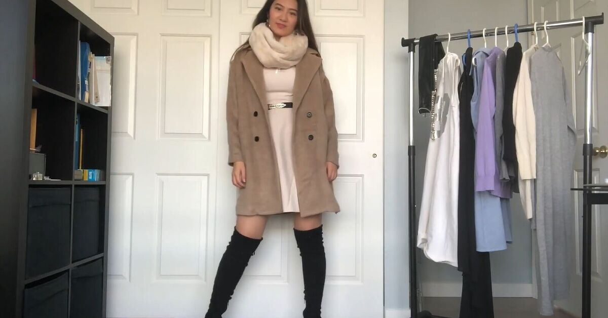 How to Wear Summer Clothes During Winter: 3 Simple Styling Tricks | Upstyle How to Wear Summer Clothes During Winter: 3 Simple Styling Tricks | Upstyle