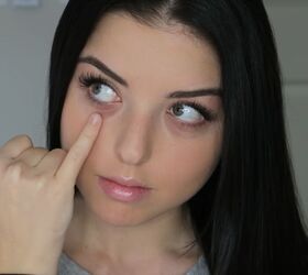 How to Hide UnderEye Dark Circles With Makeup in 3 Simple Steps Upstyle