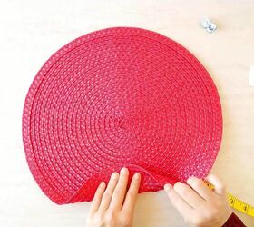 Use a placemat for one of the best 10-minute accessory tricks we've seen