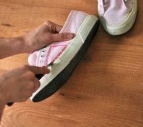 Cut up an old pair of sneakers for this cool spring & summer idea