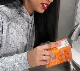 How pouring baking soda on your hairbrush solves this annoying problem like magic