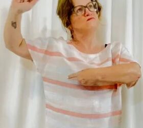 Watch how she made this awkwardly fitting shirt into something much more wearable