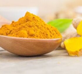 Why rubbing turmeric on your eyes is the genius beauty hack we wish we knew about sooner