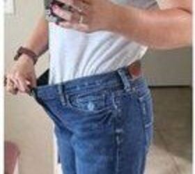 The easy elastic hack that makes too-big jeans fit perfectly