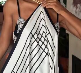 She wore a scarf in a way we didn’t expect ... and it's gorgeous